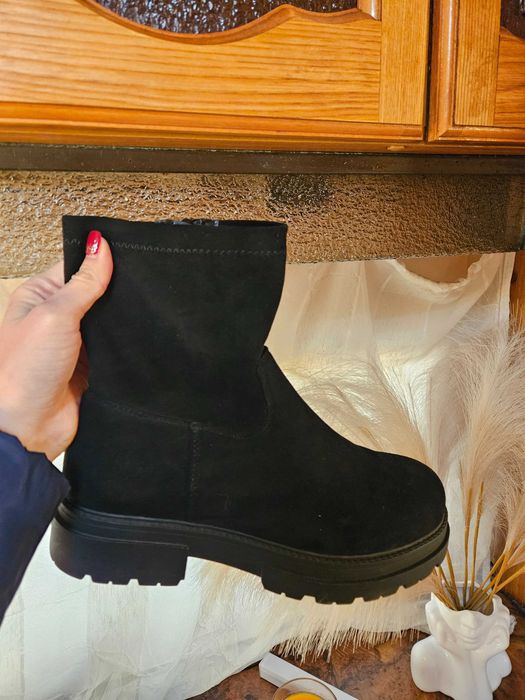 Боти (велурени))