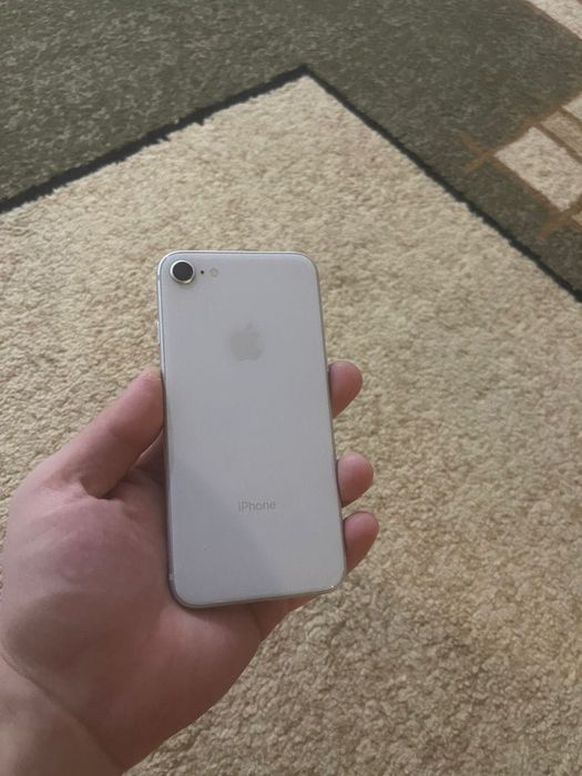 iPhone 8/64 73%ideal