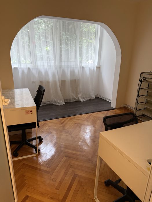 Inchiriez apartament  in Cluj Napoca,  4 Camere , Zorilor, zona Gheorghe Dima.