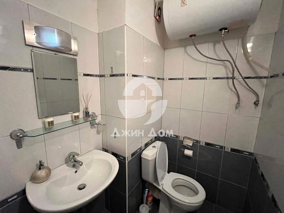 Двустаен апартамент с НИСКА ТАКСА в гр. Несебър