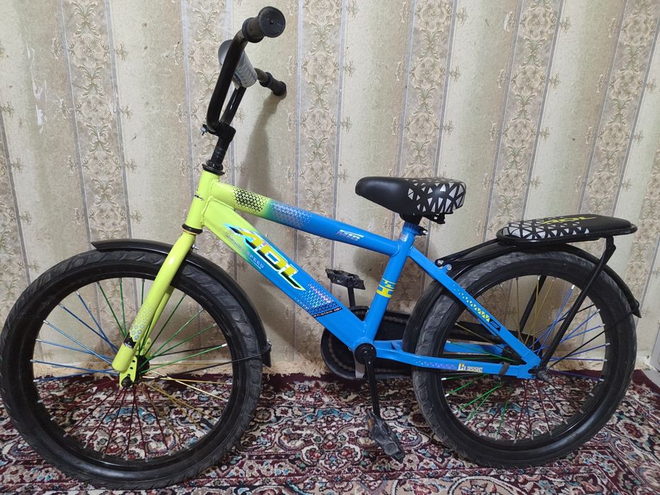 Велосепед детский в отличном состояние