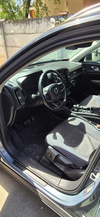 VOLVO XC40 2020 — imagine 19