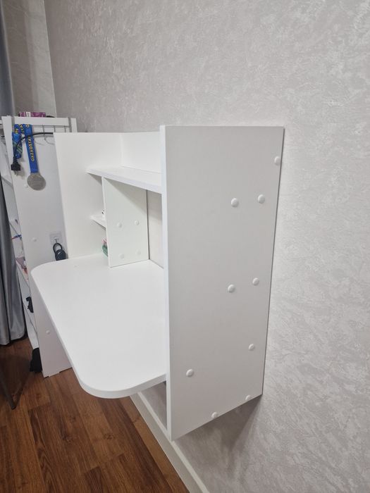 Продам письменный стол