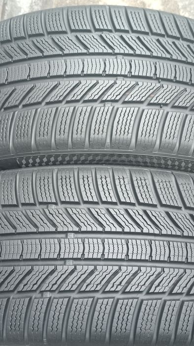 245/45/18 Continental