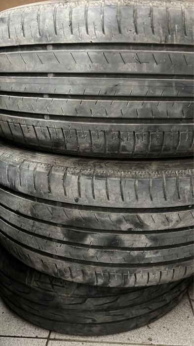 Шины 235/45R18 (2шт)