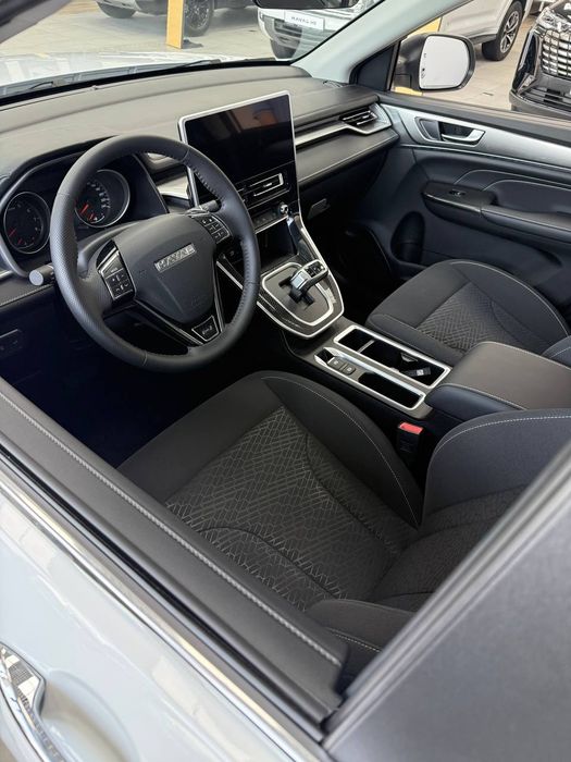 Кроссовер HAVAL М6