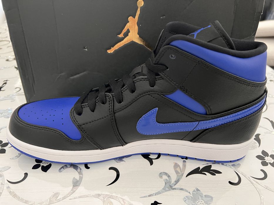 Nike air jordan 1 MID marimea 45EUR