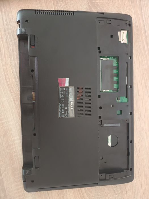 Laptop Asus R510J