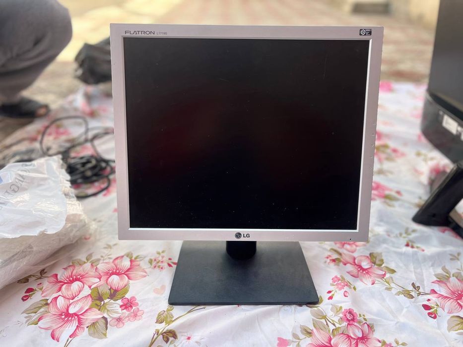 монитор LG Flatron