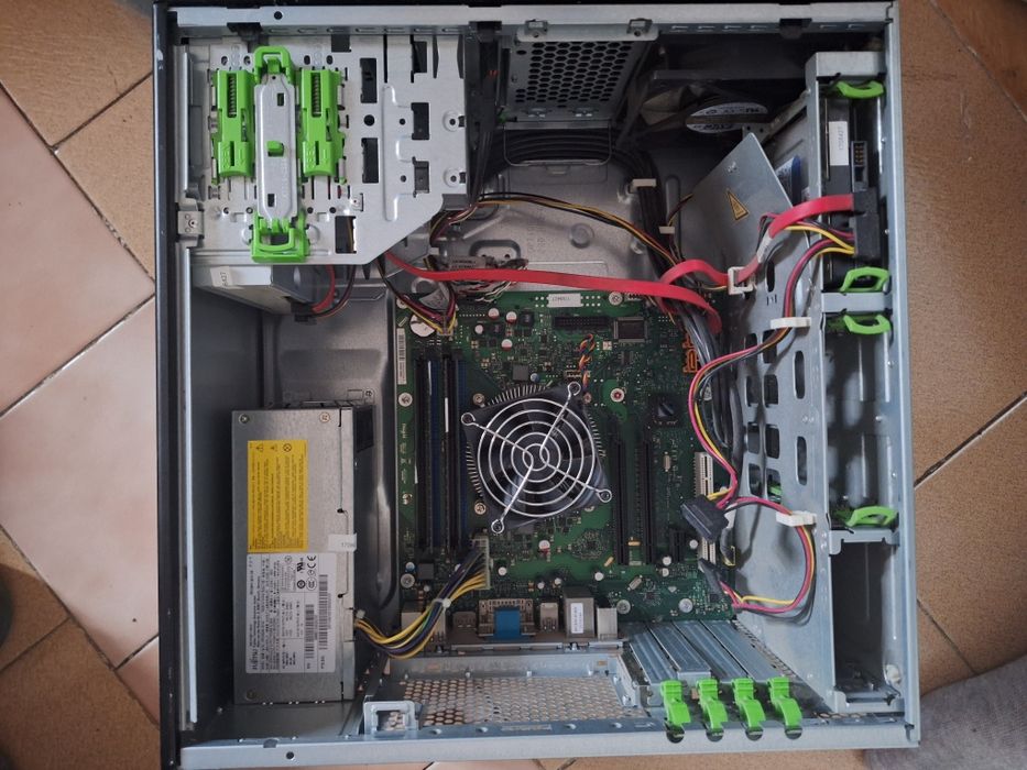 Настолен компютър