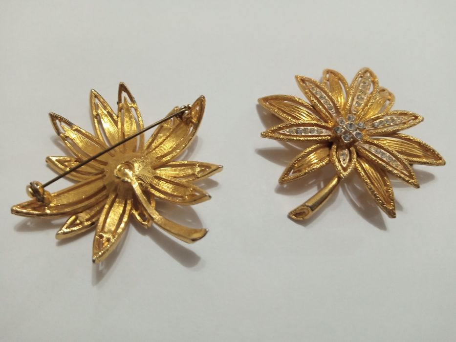 Продаются брошки