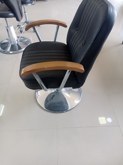 Кресло для парикмахера