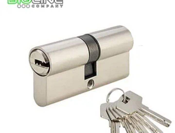 продам сердцавину замок