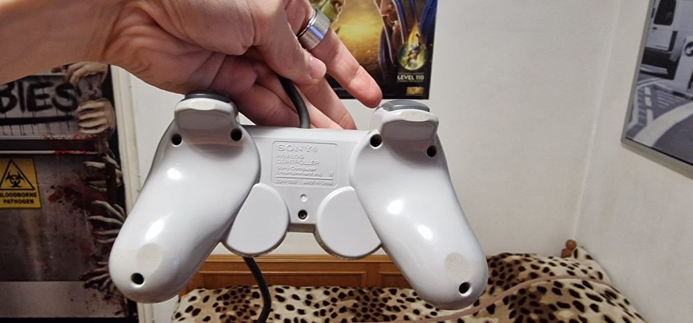 Vând controller PlayStation 1 / Ps1
