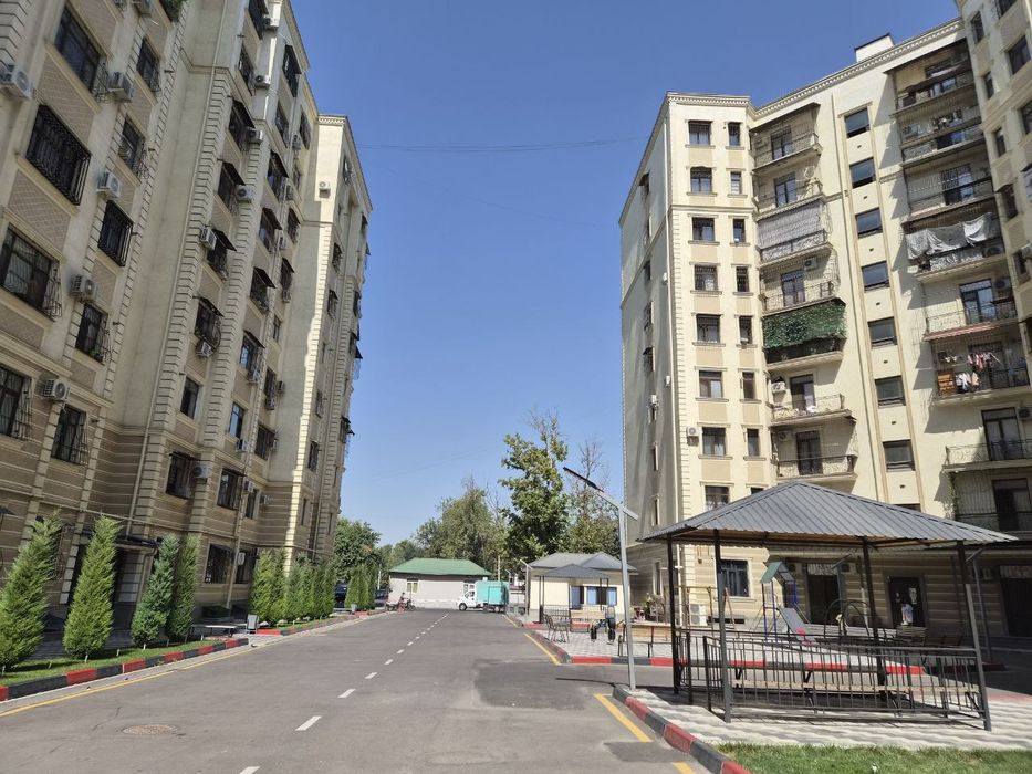 Chilonzor-17 kvartl Novostroyka{4/1/9}+Podvol Qavati 150m²+3-Parkovka
