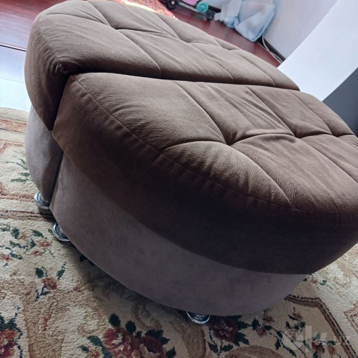 2 пуффика дизайнерских