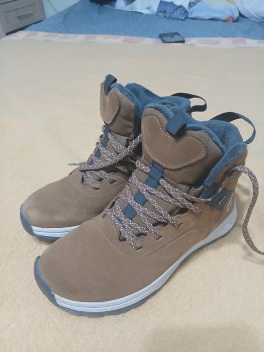 Ghete   baieti  aproape noi foarte puțin purtate