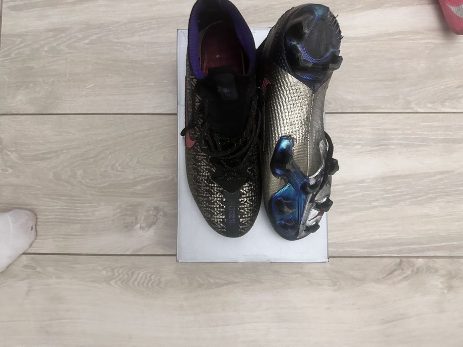 Ghete de fotbal nike acc