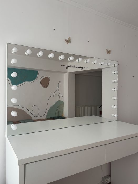 Masa profesionala de machiaj, pret negociabil