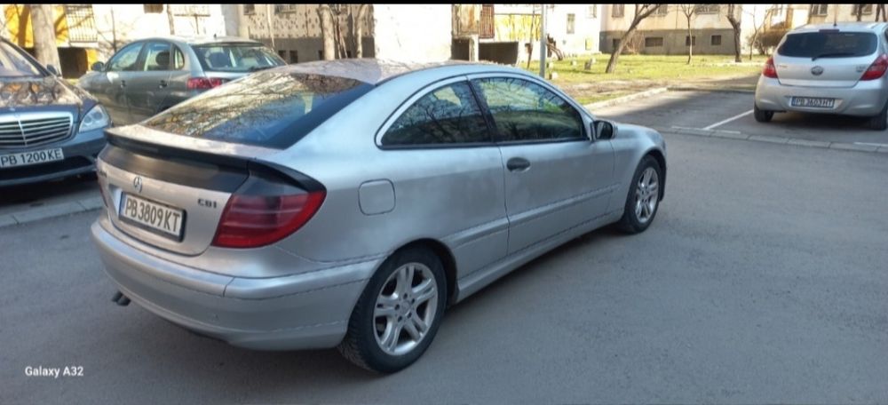 Продавам Мерцедес