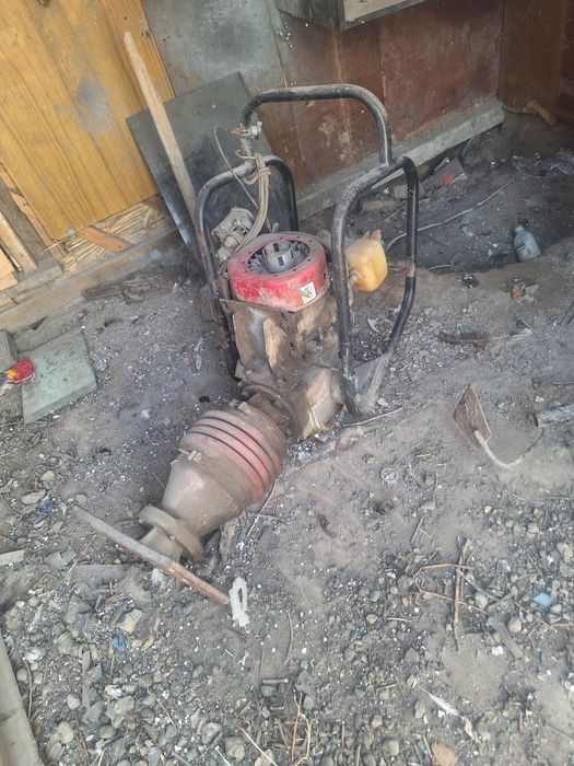 Вибратор срочно продам