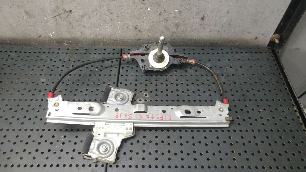 Macara manuala geam stanga spate ford fiesta 6 cb1 ccn 8a61a27000