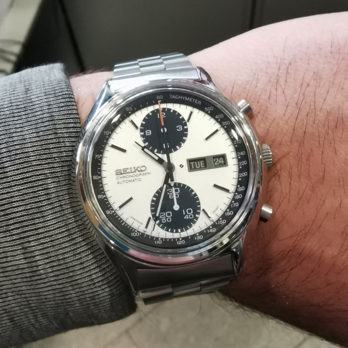 Seiko Chronograph 6138 - 8020 "Panda" 1975