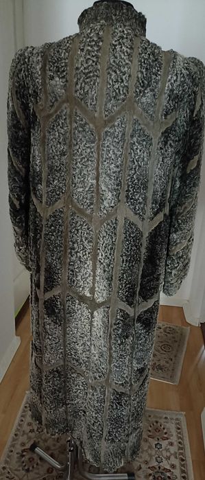 Blana naturala  lunga M/L, 750 lei