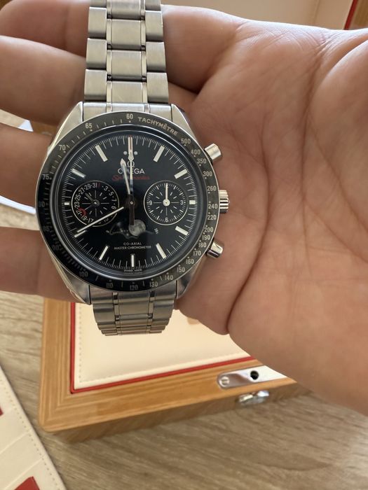Omega Speedmaster Moonphase