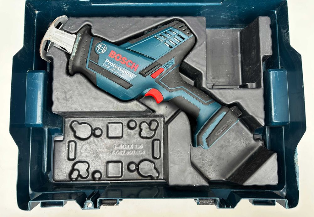 BOSCH GSA 18 V-Li C - Акумулаторен саблен трион 18V 2024г