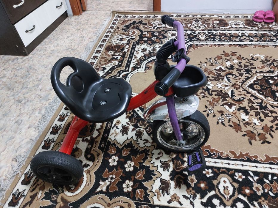 Продам Трёхколёсный Велосипед