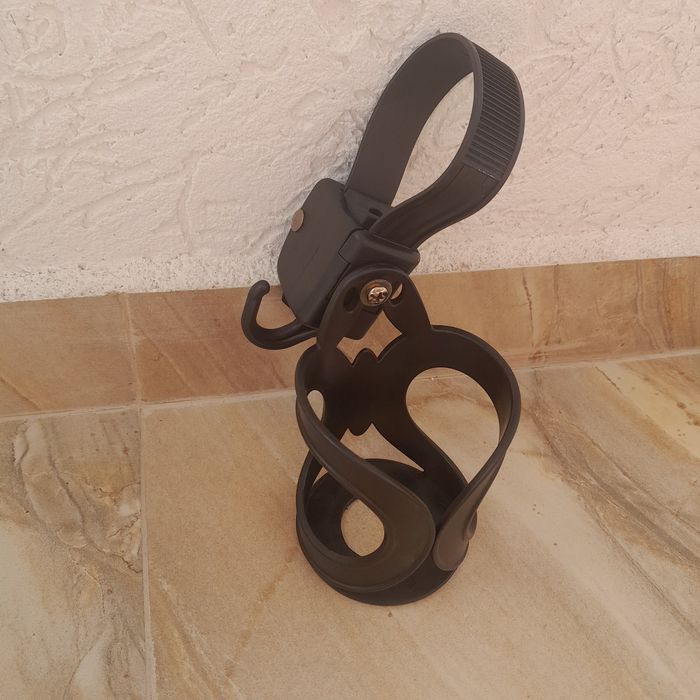 Чадърче и стойка за чаша