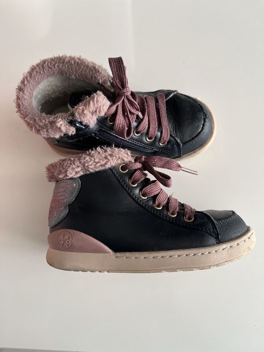 Детски обувки -ботички и балеринки