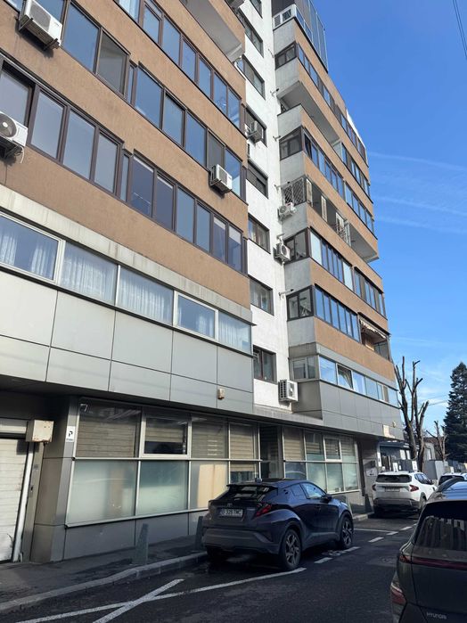 Spatiu comercial/birouri, Sos Giurgiului(Bacovia) 170mp