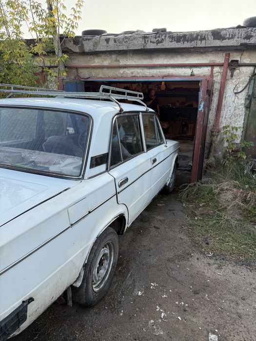Автомобиль ваз 2106