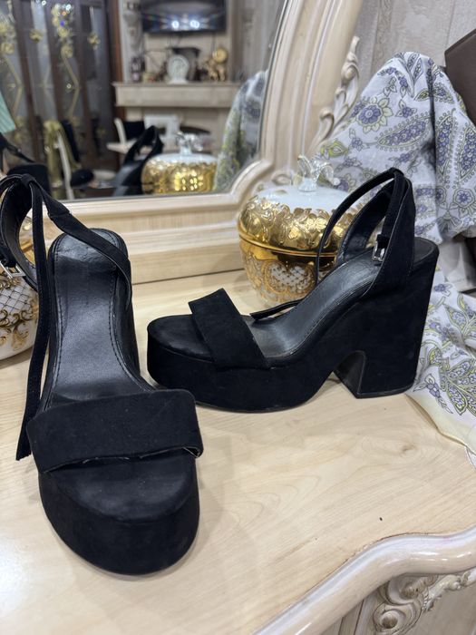 Срочно Вечерные Туфли Оригинал Отдам за Дешево