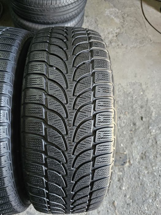 2 anvelope iarna 215 60 17 Bridgestone