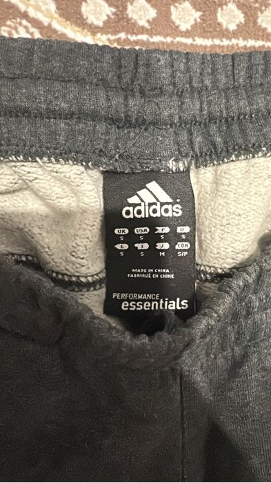 Продам адидас оригинал