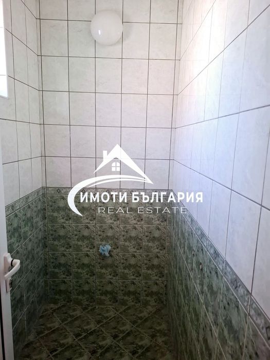 Къща в с.Кърнаре, общ.Пловдив