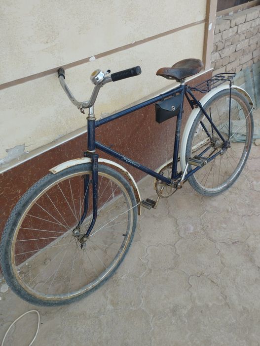 Ретро велосипед сотилади