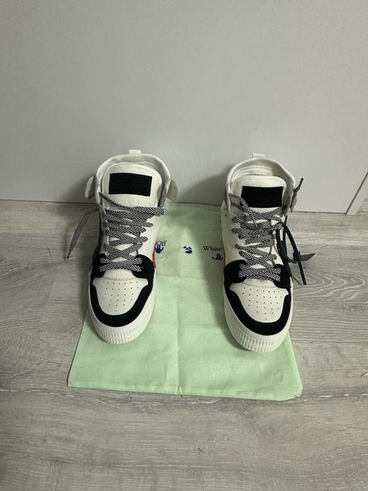 Off-White adidasi sport