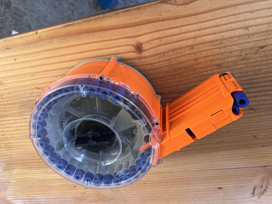 Vand colectie blastere nerf electrice + accesorii