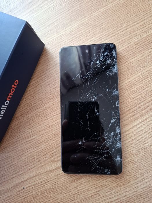 Vand telefon Motorola motog24