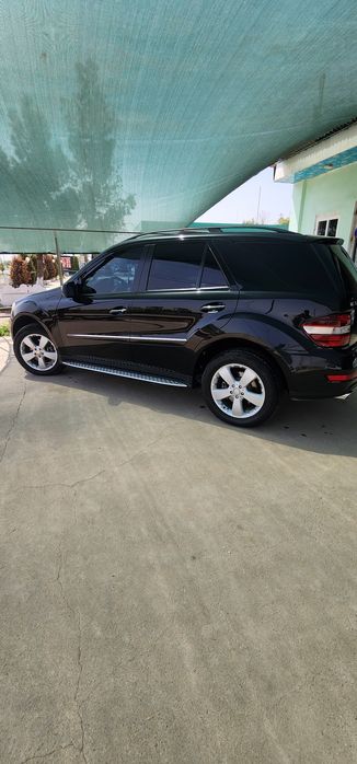Mercedes ml 350 lik sotiladi