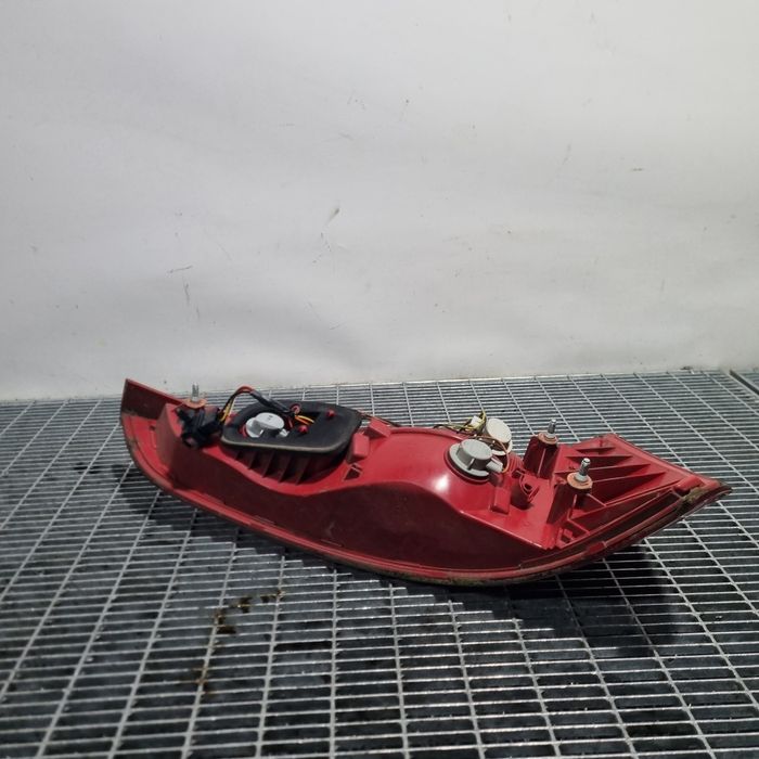 Stop Dreapta AUDI Q5 - SUV 4 Usi (1485) Bec clasic