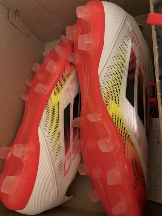 Ghete fotbal adidas F50