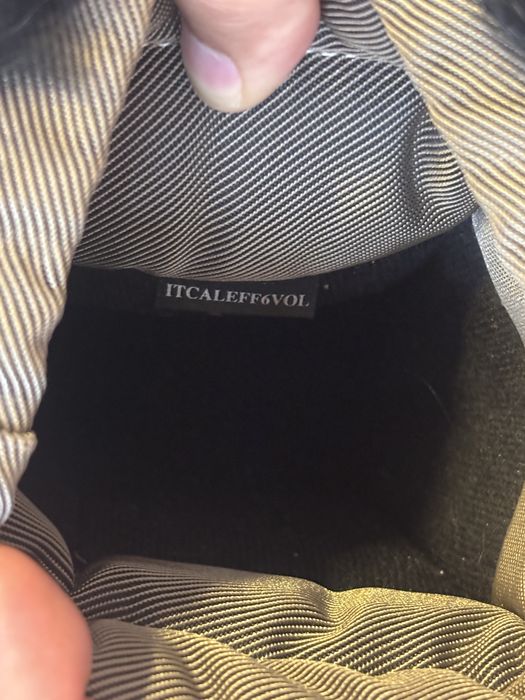 Мунбуты Burberry