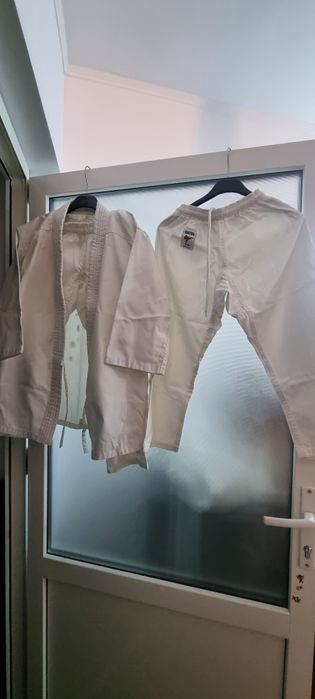 Kimono-uri 140cm arte martiale si  accesorii