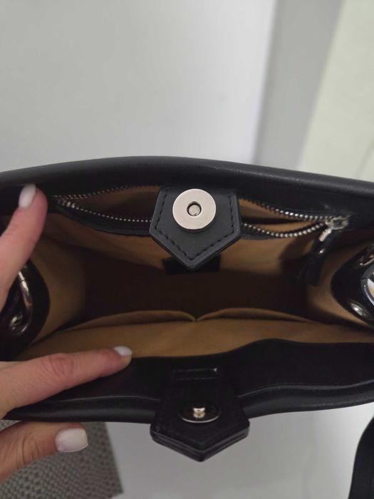 Чанта Fendi естествена кожа