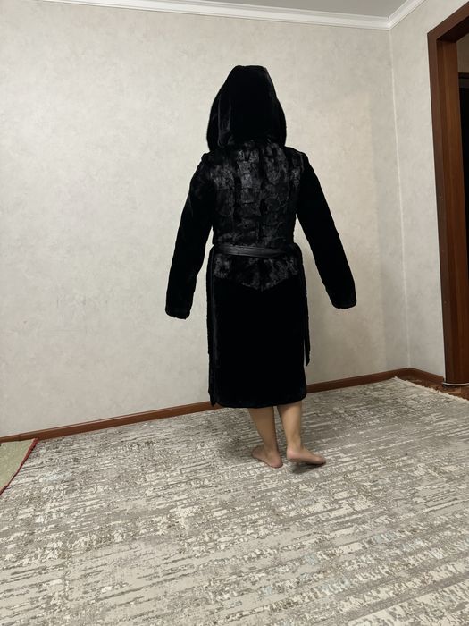 Шуба мутон вставкой норки